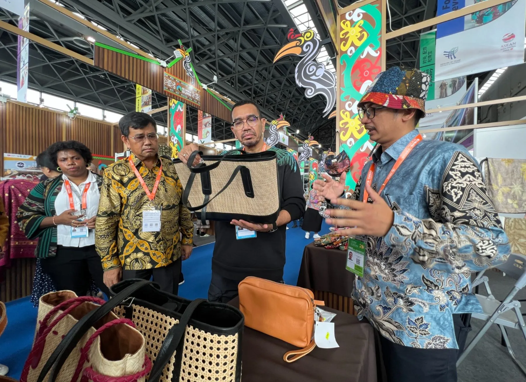 Telkom Luncurkan Program ESG 2024 sebagai Bagian Transformasi TelkomGroup